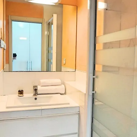 607, Vue Mer, 4 Personnes By Palmazur Cannes